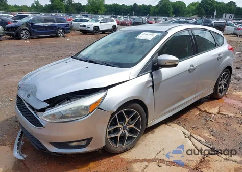 2015 Ford Focus Se z USA, uszkodzony, nr VIN 1FADP3K24FL365694